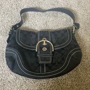 Black coach shoulder/hand bag!!!